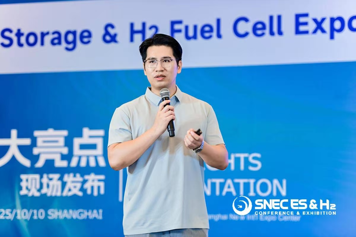 AdvanSol Unveils Disruptive Module-Level + DC-Bus Solar-Storage Architecture at SNEC